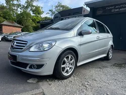 Silber Gebraucht 2006 Mercedes B180 Van / Kleinbus | 5.800 € (Teuer)