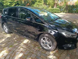Schwarz Gebraucht 2016 Ford S-MAX Titanium Van / Kleinbus | 13.600 € (Fairer Preis)