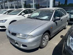 Silber Gebraucht 1996 Mitsubishi Carisma Limousine | 1.999 € (Fairer Preis)