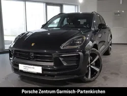 Tiefschwarzmetallic Gebraucht 2024 Porsche Macan SUV | 82.690 € (Etwas zu teuer)