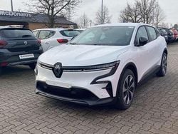 Arktisweiß Gebraucht 2023 Renault Mégane Evolution Limousine | 26.989 € (Fairer Preis)