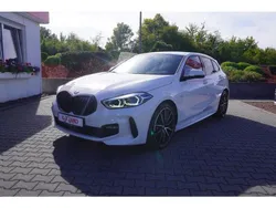 Alpinweiss iii Gebraucht 2021 BMW 120 M Sport Kleinwagen | 31.890 € (Etwas zu teuer)