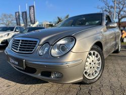 Gold Gebraucht 2004 Mercedes E320 Elegance Limousine | 8.990 € (Teuer)
