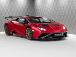 Rot Gebraucht 2023 Lamborghini Huracán | 359.950 €