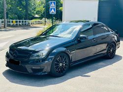 Schwarz Gebraucht 2012 Mercedes C63 AMG AMG Limousine | 33.000 €