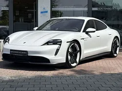 Weiß Gebraucht 2021 Porsche Taycan 4S Limousine | 69.450 € (Fairer Preis)