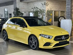 Gelb Gebraucht 2020 Mercedes A200 AMG line Limousine | 26.400 € (Fairer Preis)