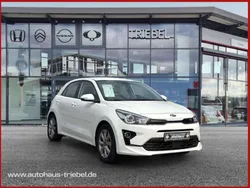 Weiß Gebraucht 2021 Kia Rio Vision Limousine | 14.480 € (Fairer Preis)