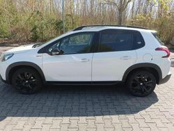 Weiß Gebraucht 2017 Peugeot 2008 GT-line SUV | 8.500 € (Guter Preis)