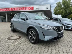 Grau Gebraucht 2022 Nissan Qashqai N-Connecta SUV | 21.990 € (Guter Preis)