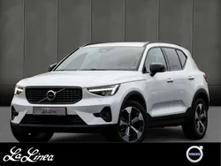 707 crystal white pearl Gebraucht 2023 Volvo XC40 Plus SUV | 39.840 € (Fairer Preis)