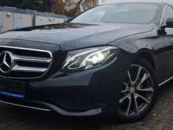Schwarz Gebraucht 2017 Mercedes E200 Avantgarde Limousine | 21.900 € (Guter Preis)