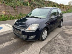 Blau Gebraucht 2007 Ford Fiesta Kleinwagen | 1.750 € (Fairer Preis)