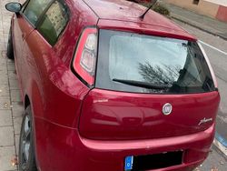 Rot Gebraucht 2008 Fiat Punto Kleinwagen | 2.500 €