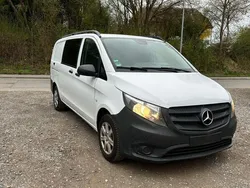 Weiß Gebraucht 2015 Mercedes Vito Van / Kleinbus | 8.600 €