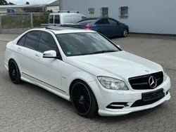Weiß Gebraucht 2010 Mercedes C350 AMG line Limousine | 14.950 € (Teuer)