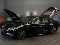 Schwarz Gebraucht 2020 Tesla Model S Performance Kleinwagen | 55.000 €