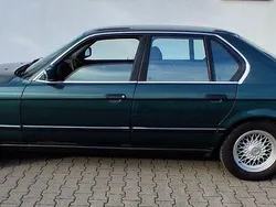 Grün Gebraucht 1992 BMW 740 Limousine | 8.950 €