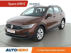 Braun Gebraucht 2021 VW Tiguan Life SUV | 23.400 € (Guter Preis)