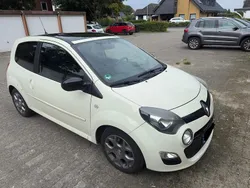 Beige Gebraucht 2011 Renault Twingo Kleinwagen | 3.200 € (Fairer Preis)