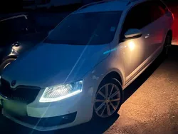 Weiß Gebraucht 2013 Skoda Octavia Ambition Kombi | 5.500 € (Fairer Preis)
