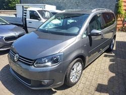 Peppergrey metallic Gebraucht 2014 VW Touran Life Van / Kleinbus | 11.445 € (Etwas zu teuer)