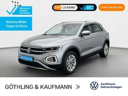 Pyritsilber metallic Gebraucht 2024 VW T-Roc Style SUV | 29.730 € (Guter Preis)