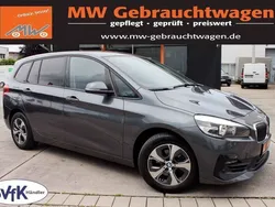 Grau Gebraucht 2020 BMW 216 Gran Tourer Sport Line Van / Kleinbus | 18.990 € (Fairer Preis)