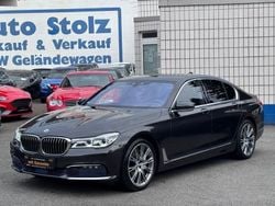 Grau Gebraucht 2016 BMW 750 Executive Limousine | 27.800 € (Superpreis)