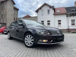 Braun Gebraucht 2011 VW Passat Highline Kombi | 5.990 € (Fairer Preis)