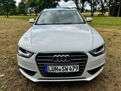 Weiß Gebraucht 2015 Audi A4 Ambiente Kombi | 13.299 € (Fairer Preis)