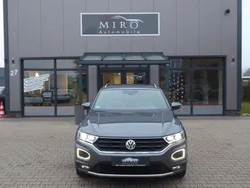 Grau Gebraucht 2018 VW T-Roc Sportline SUV | 16.999 € (Guter Preis)