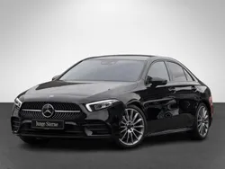 Metalliclack kosmosschwarz Gebraucht 2020 Mercedes A250 AMG Limousine | 31.970 € (Fairer Preis)
