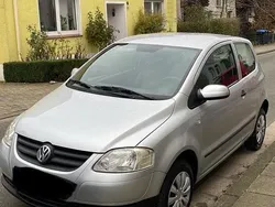 Silber Gebraucht 2006 VW Fox Kleinwagen | 1.900 €