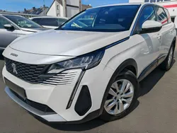 Weiß Gebraucht 2021 Peugeot 5008 Van / Kleinbus | 18.390 € (Superpreis)