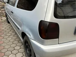 Silber Gebraucht 1999 VW Polo Kleinwagen | 680 € (Guter Preis)