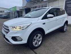 Weiß Gebraucht 2017 Ford Kuga Titanium SUV | 14.950 € (Fairer Preis)