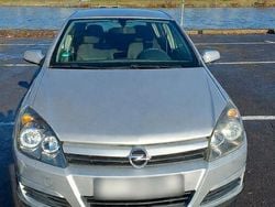 Silber Gebraucht 2005 Opel Astra Limousine | 1.250 € (Superpreis)