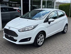 Weiß Gebraucht 2015 Ford Fiesta SYNC Edition Kleinwagen | 5.400 € (Fairer Preis)