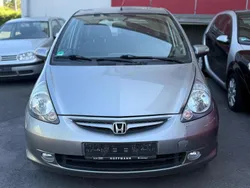 Grau Gebraucht 2007 Honda Jazz Kleinwagen | 1.690 € (Fairer Preis)