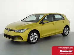 Limonengelb metallic Gebraucht 2020 VW Golf VIII Life Limousine | 17.450 € (Fairer Preis)