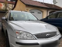 Grau Gebraucht 2005 Ford Mondeo Titanium Kombi | 900 € (Superpreis)