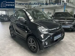 Schwarz Gebraucht 2022 Smart ForTwo Electric Drive Exclusive Cabrio | 15.469 € (Guter Preis)