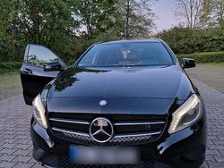 Schwarz Gebraucht 2014 Mercedes A180 Limousine | 14.100 € (Fairer Preis)
