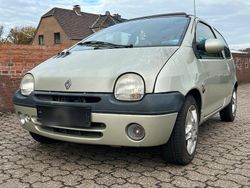 Gebraucht 2000 Renault Twingo Kleinwagen | 849 €