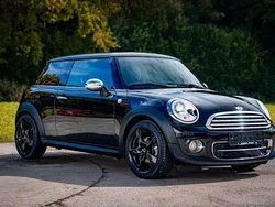 Schwarz Gebraucht 2011 Mini Cooper D Kleinwagen | 7.200 € (Fairer Preis)