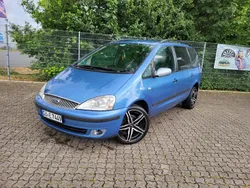 Blau Gebraucht 2005 Ford Galaxy Van / Kleinbus | 2.700 € (Etwas zu teuer)