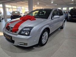 Silber Gebraucht 2005 Opel Signum Edition Kleinwagen | 3.599 € (Teuer)