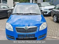 Blau Gebraucht 2009 Skoda Fabia Classic Limousine | 3.399 € (Fairer Preis)