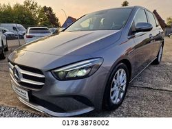 Mountaingrau Gebraucht 2019 Mercedes B250 Van / Kleinbus | 21.500 € (Fairer Preis)